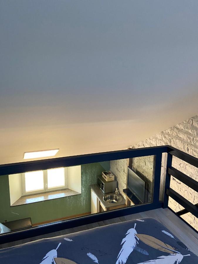 La Chambre Des Carrelets Montigny-sur-l'Ain Luaran gambar
