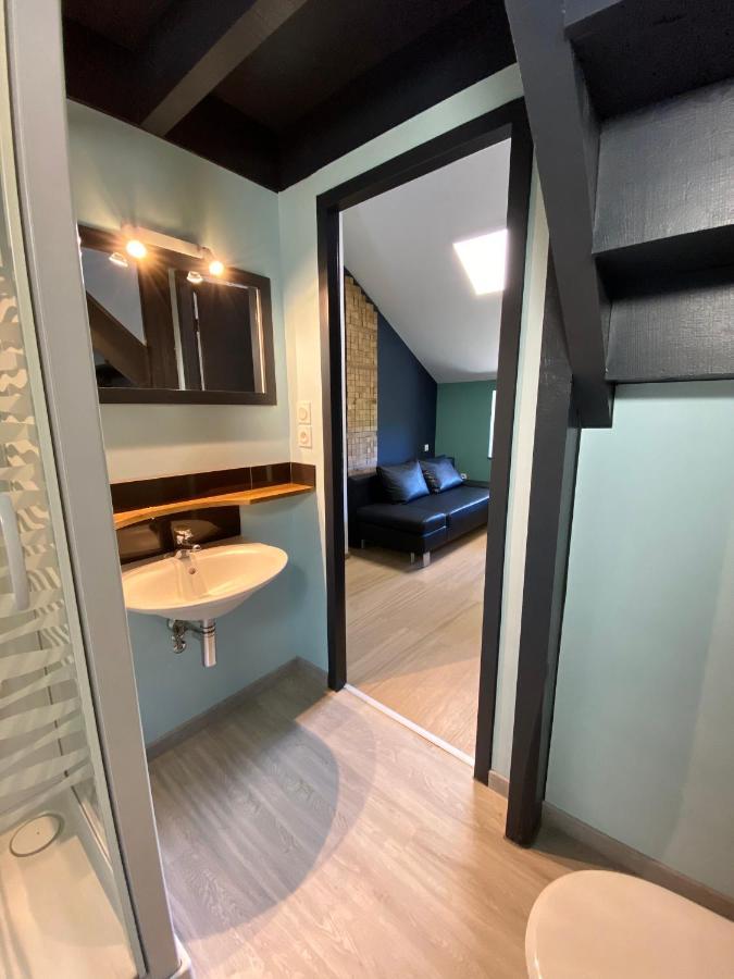 La Chambre Des Carrelets Montigny-sur-l'Ain Luaran gambar